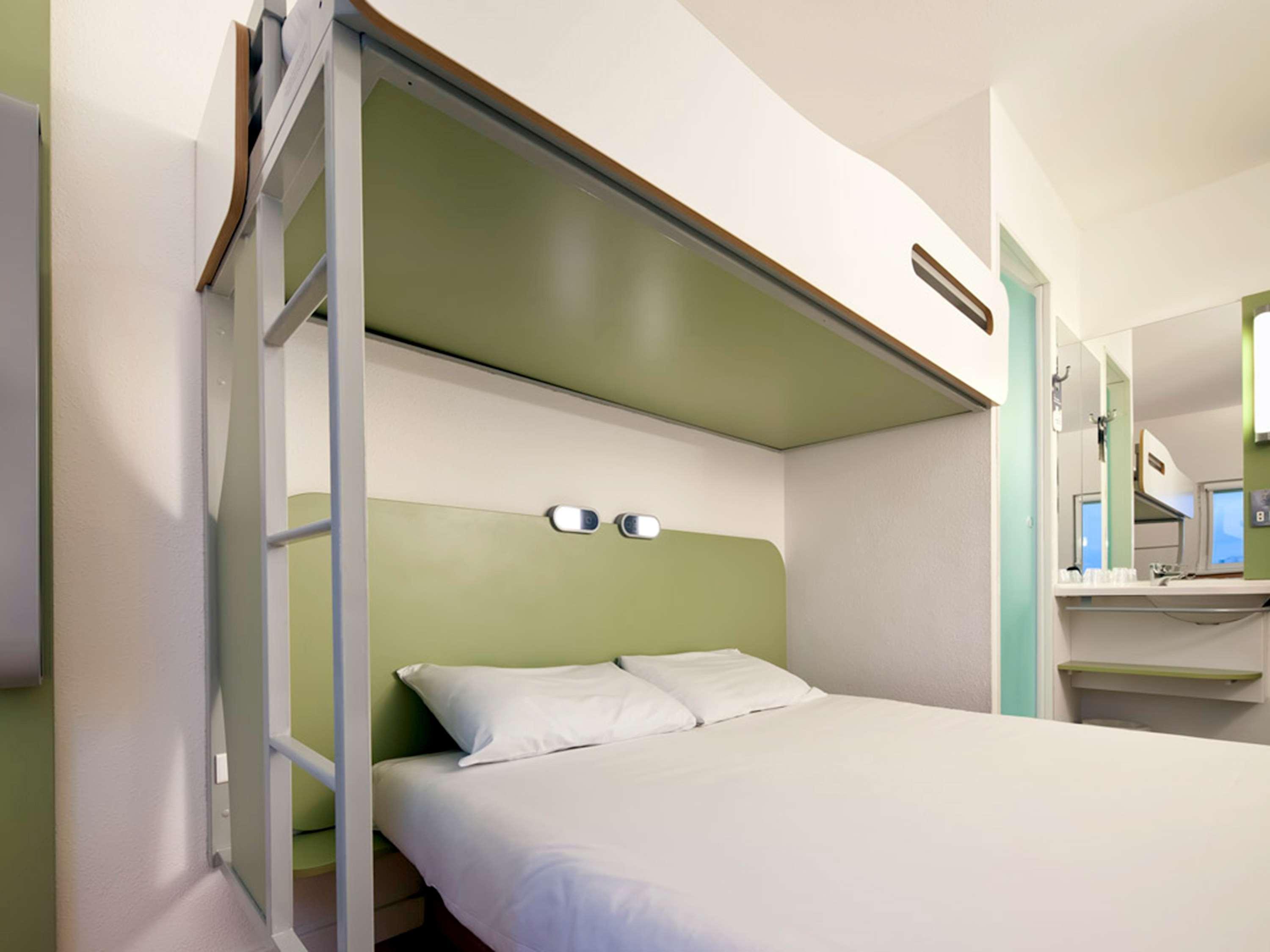 Ibis Budget Portsmouth Esterno foto