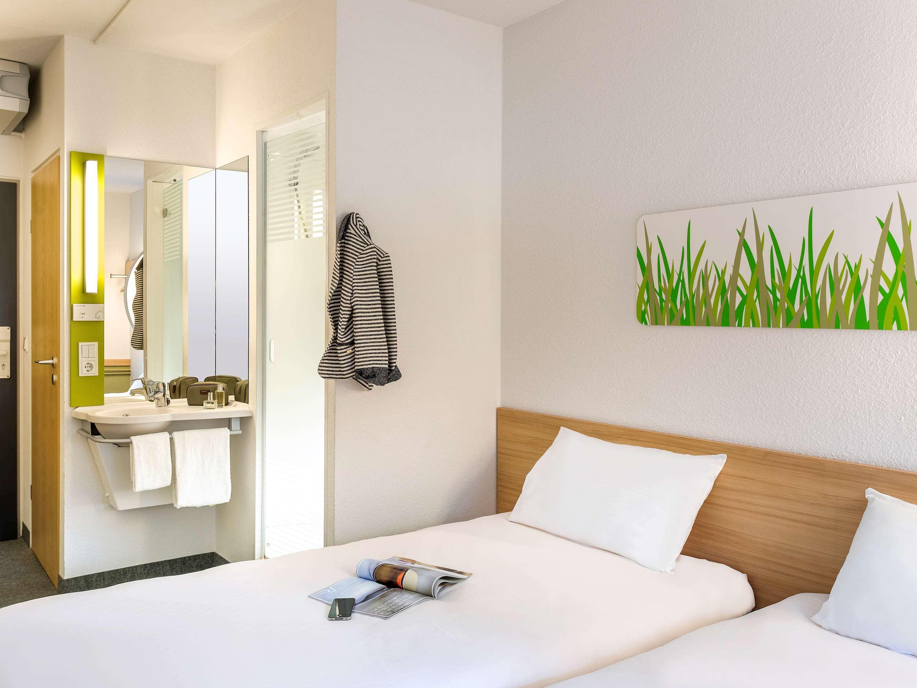 Ibis Budget Portsmouth Esterno foto