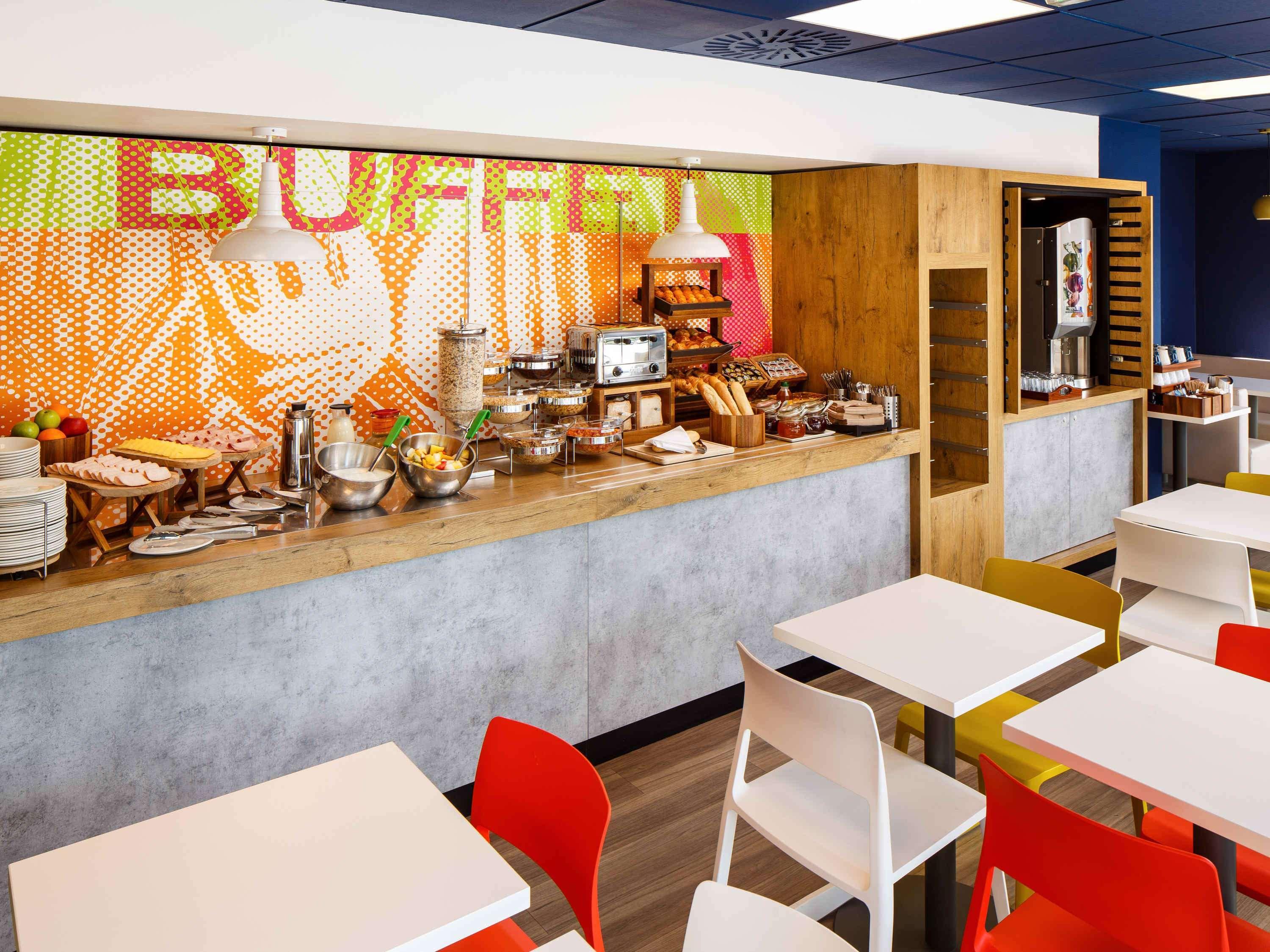 Ibis Budget Portsmouth Esterno foto