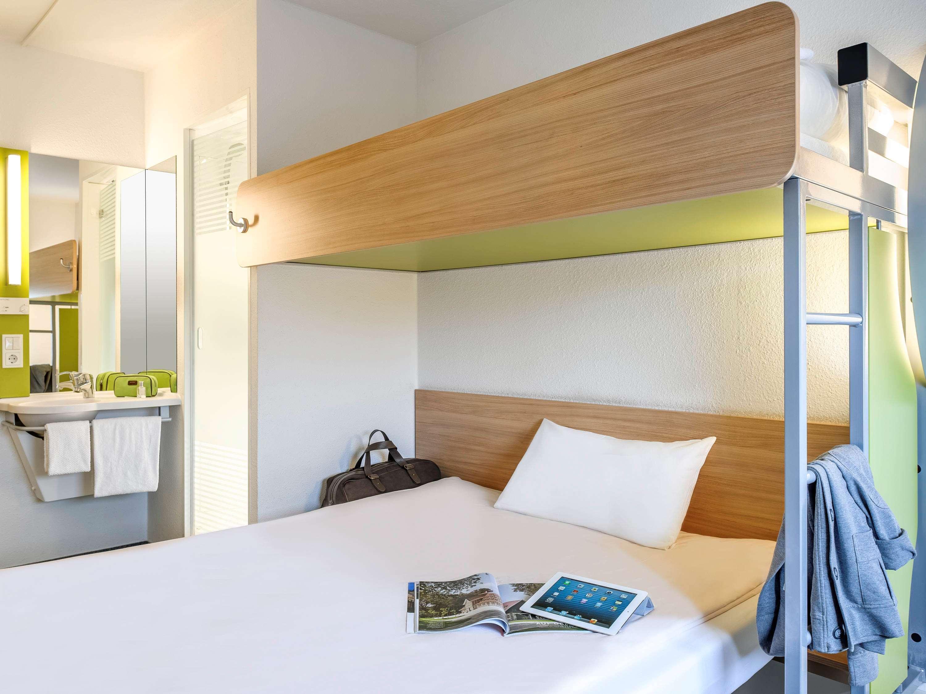 Ibis Budget Portsmouth Esterno foto