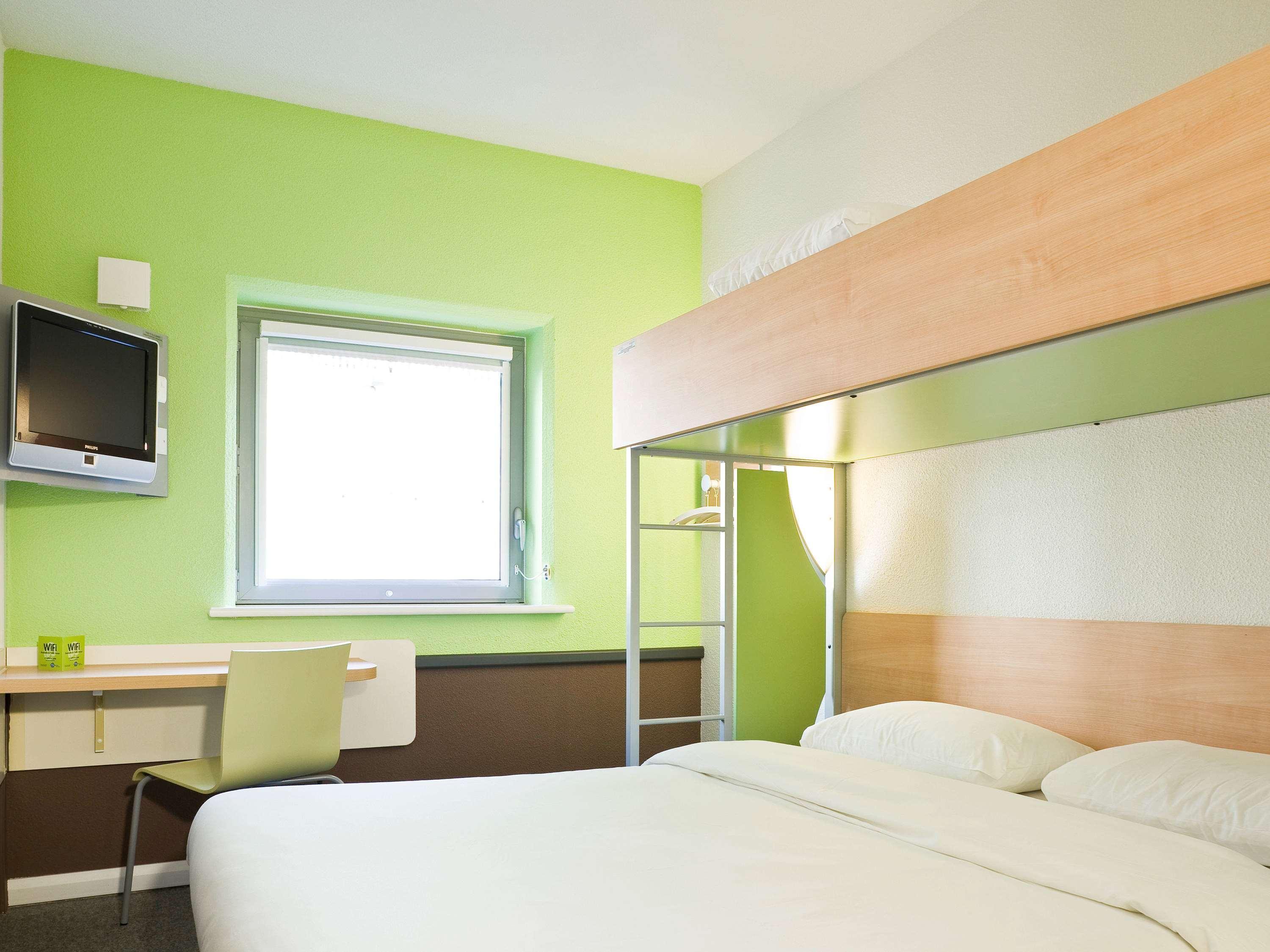 Ibis Budget Portsmouth Esterno foto