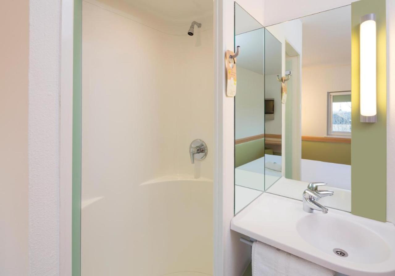 Ibis Budget Portsmouth Esterno foto