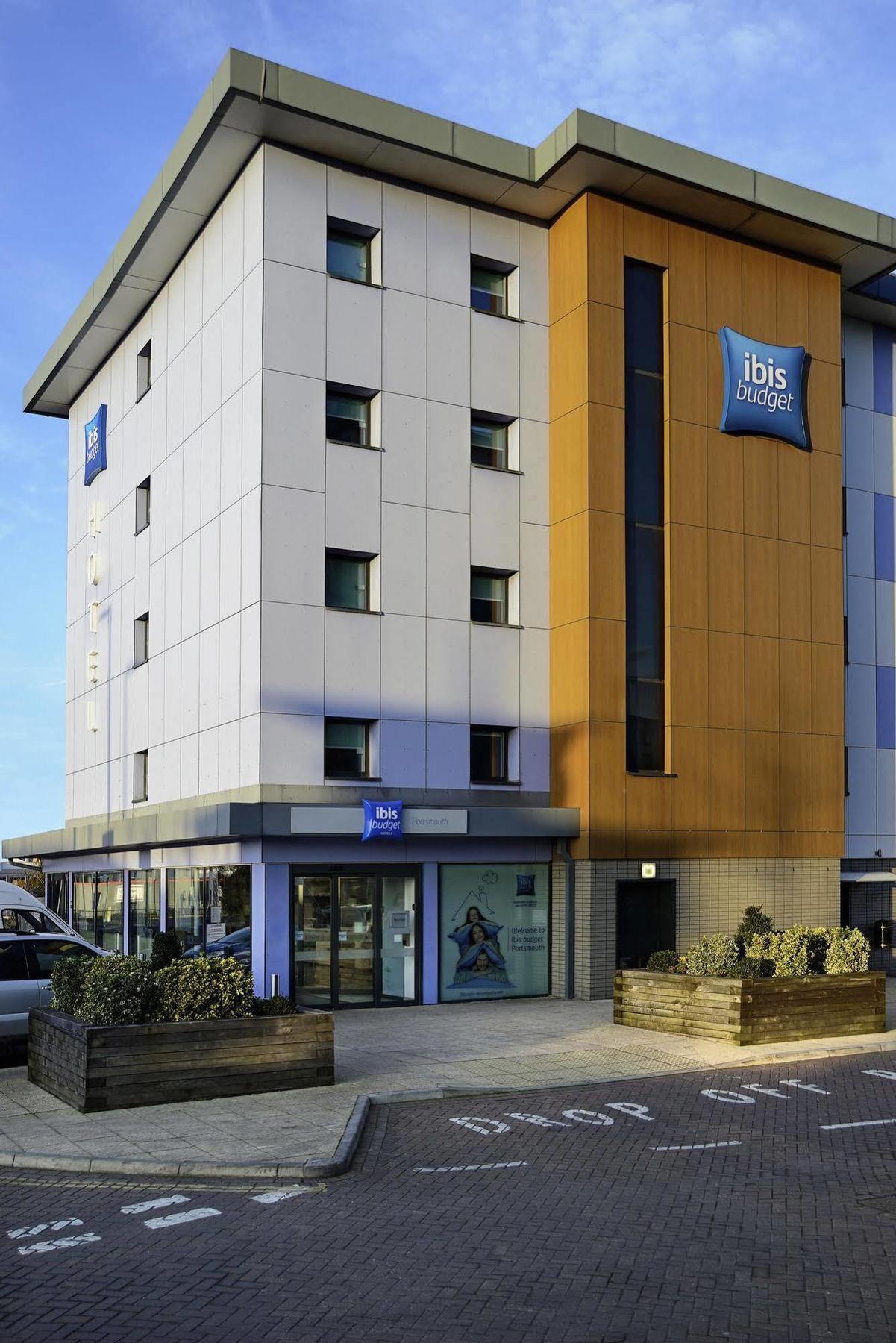 Ibis Budget Portsmouth Esterno foto