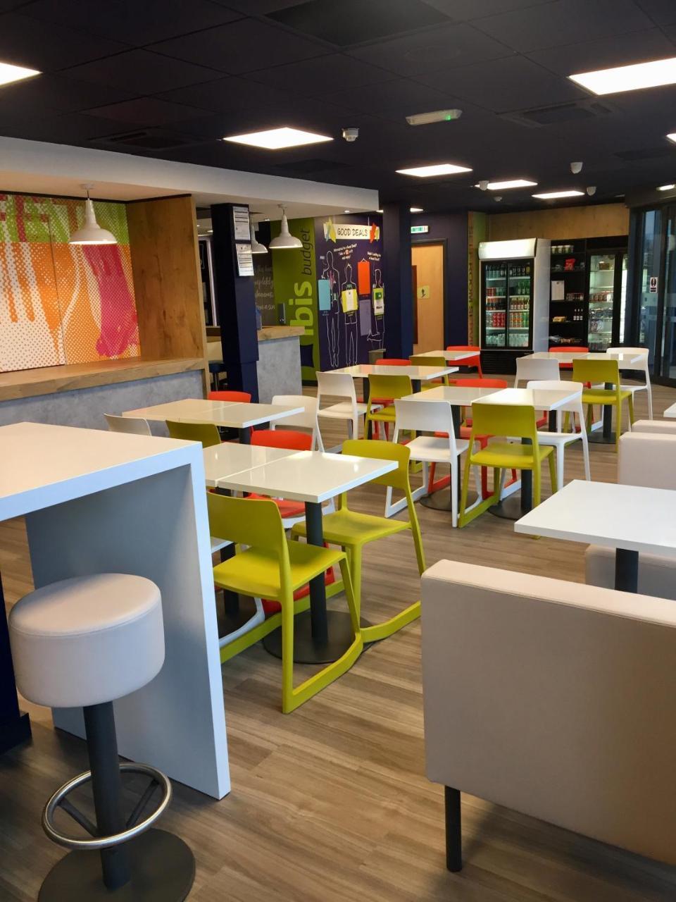 Ibis Budget Portsmouth Esterno foto
