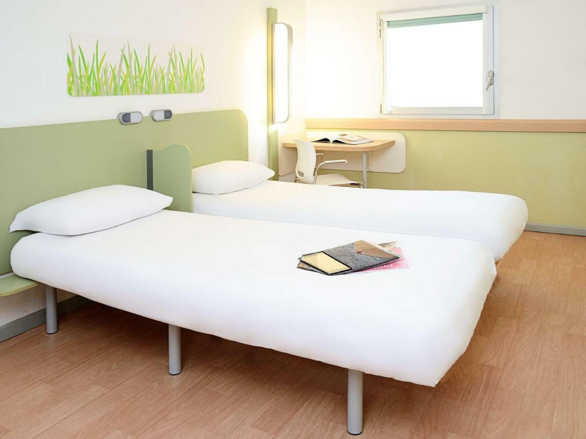 Ibis Budget Portsmouth Esterno foto