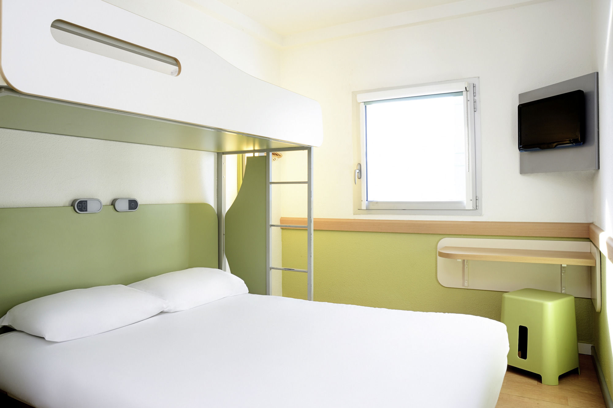 Ibis Budget Portsmouth Esterno foto