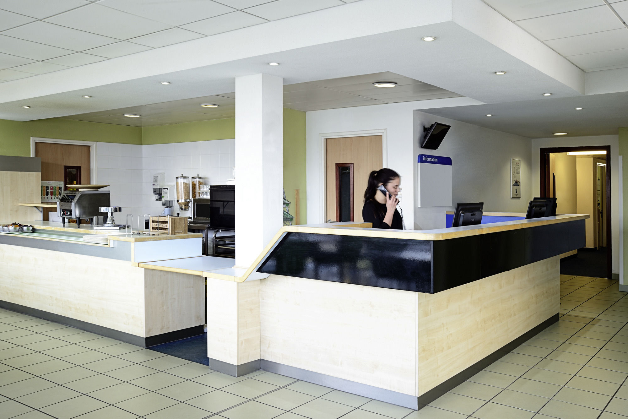 Ibis Budget Portsmouth Esterno foto